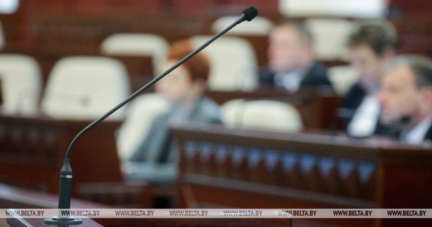 Белорусские депутаты рассмотрят 25 июня в первом чтении поправки в пенсионные законы