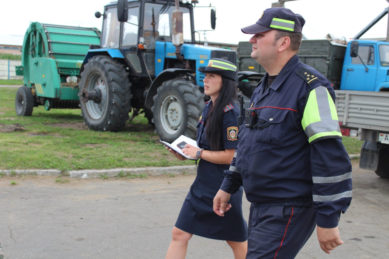 Уборочная под контролем: рейды по сельхозпредприятиям Борисовского региона продолжаются