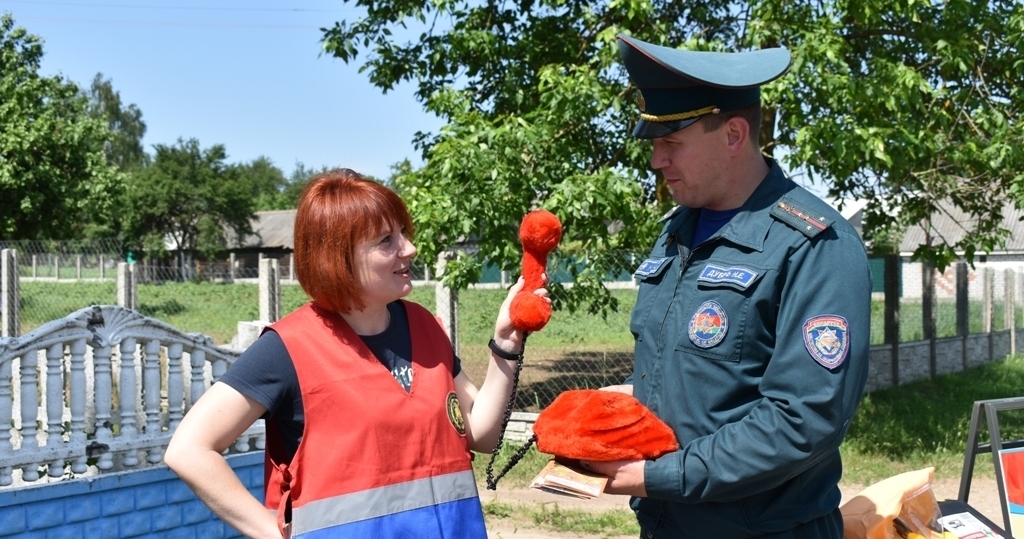 «Автолавка безопасности» берет курс на деревни Борисовщины