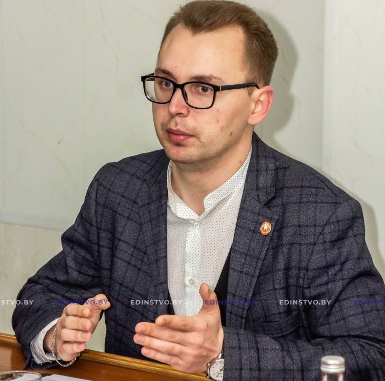  Владислав Желнерович: "Здорово, что в ВНС будут принимать участие молодые люди"