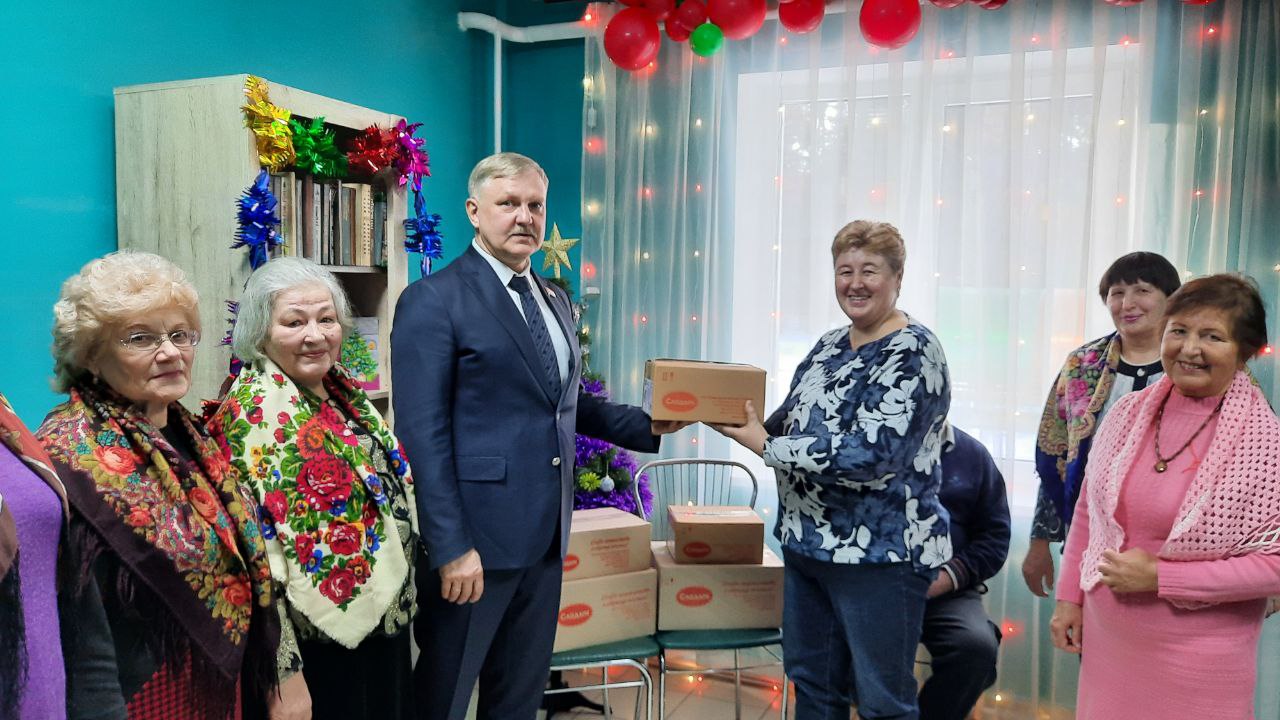 Парламентарий навестил пожилых граждан в Забашевичах