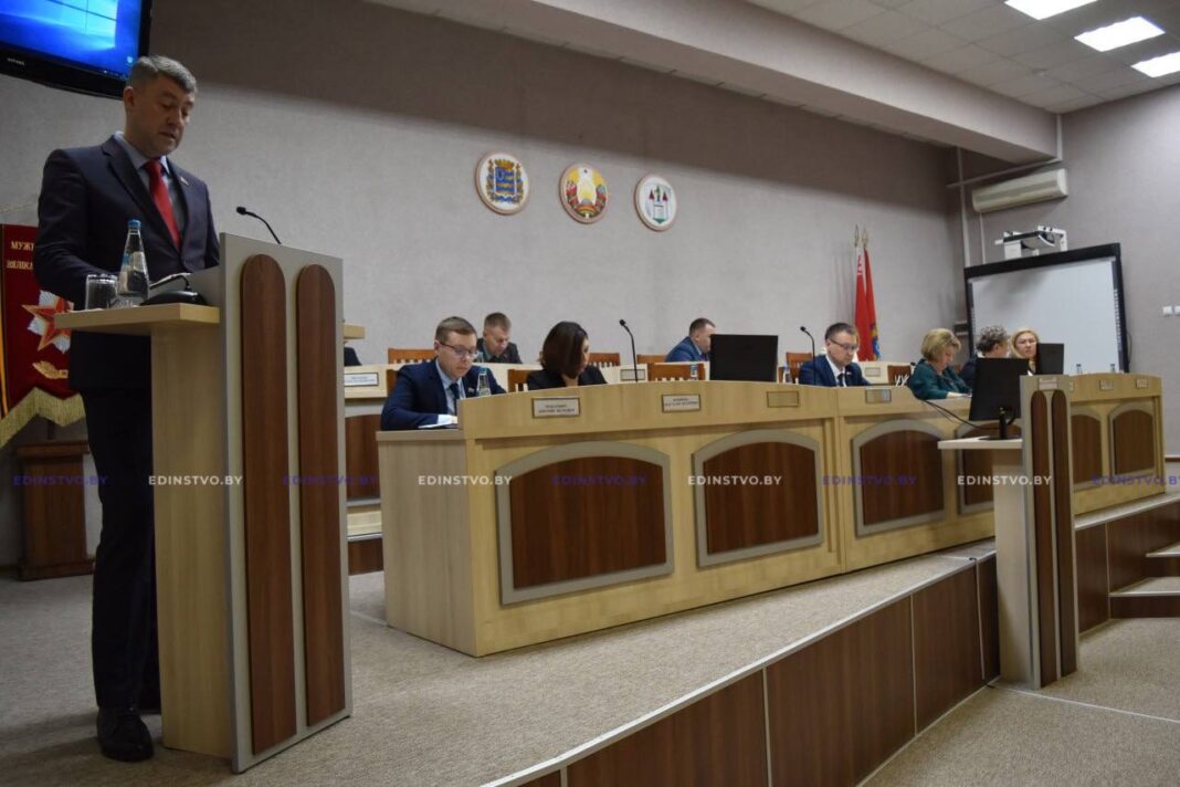 На заседании Борисовского райисполкома говорили о прогнозных показателях и предварительных итогах развития района