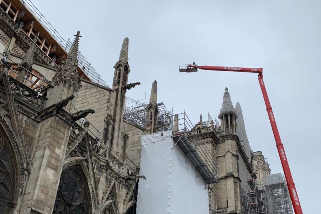 Прошло 5 лет с момента пожара в Соборе Парижской Богоматери. Что уже восстановили?